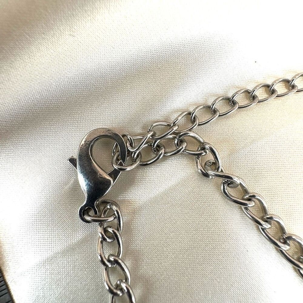 Silver tone geometric statement necklace - Picture 7 of 10